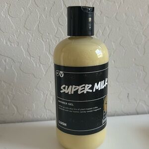 Lush super milk shower gel